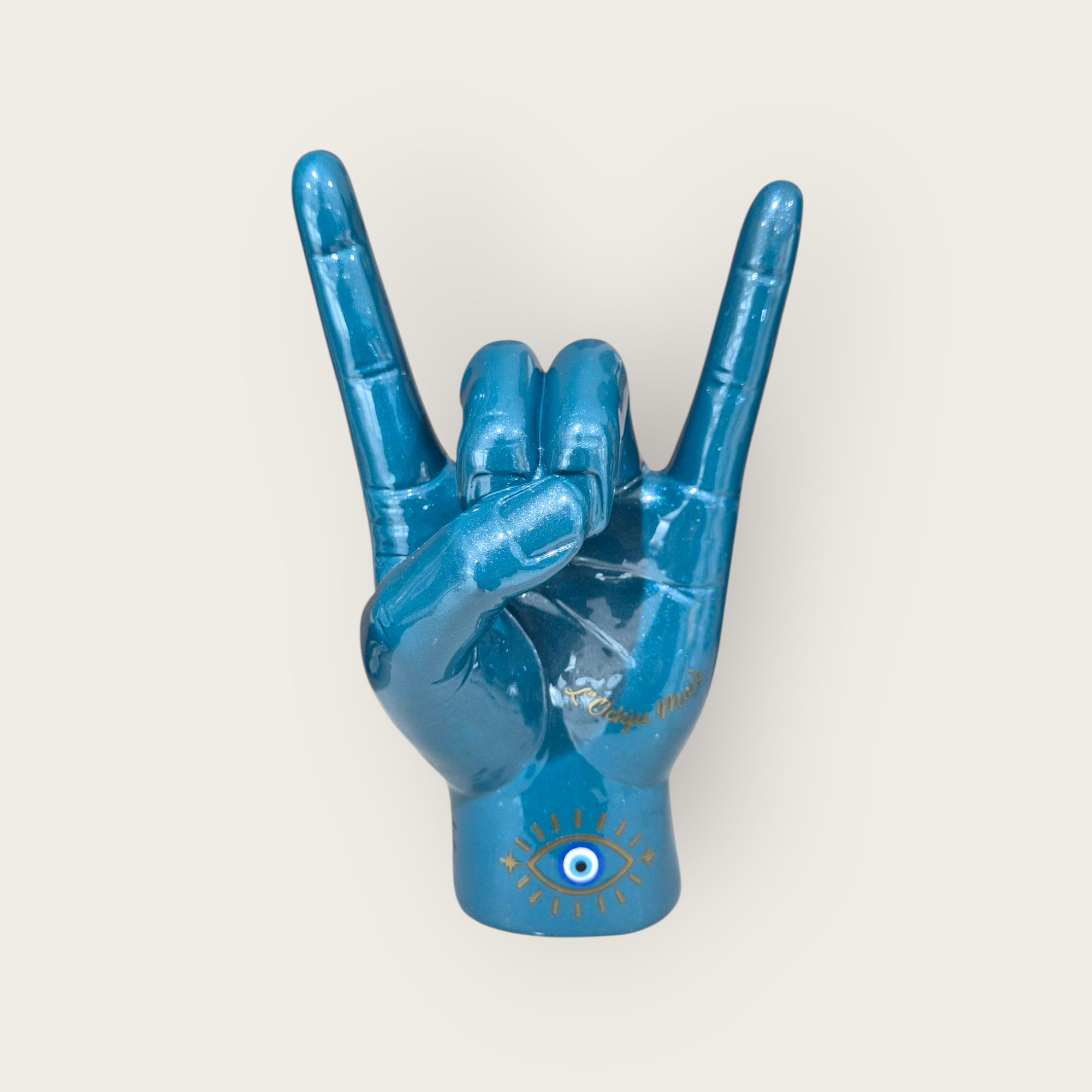 main-corne-protectrice-bleu