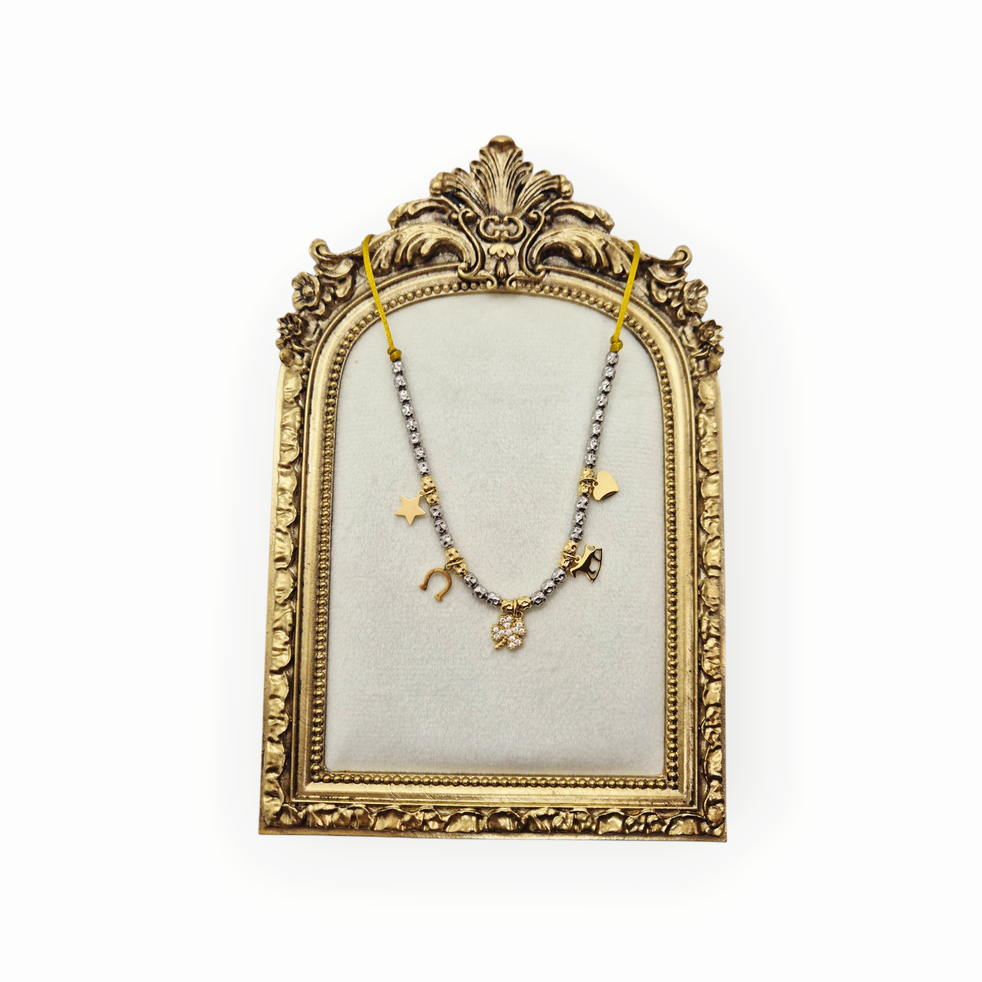Collier grigri jaune porte bonheur