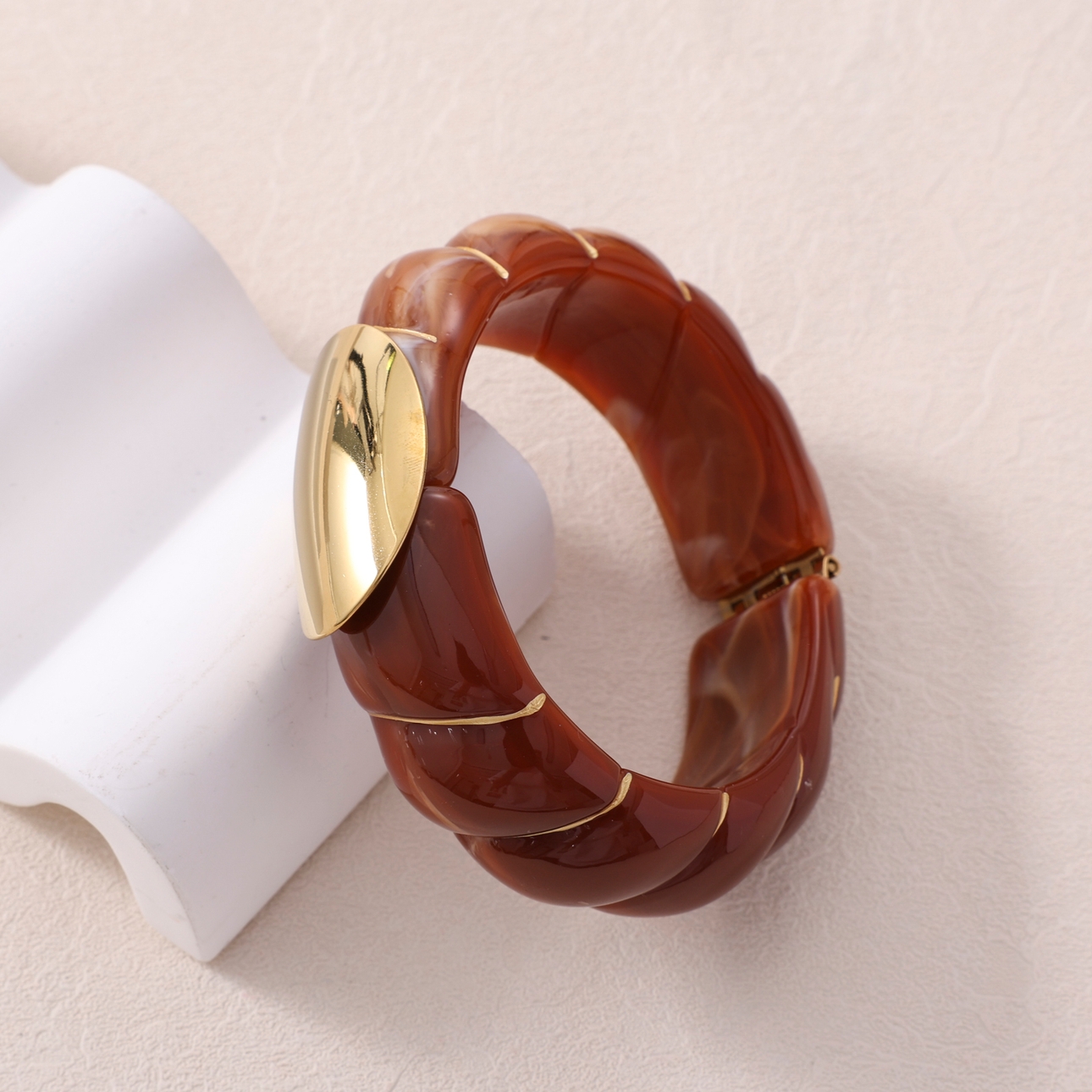 jonc colore ouvrant marron