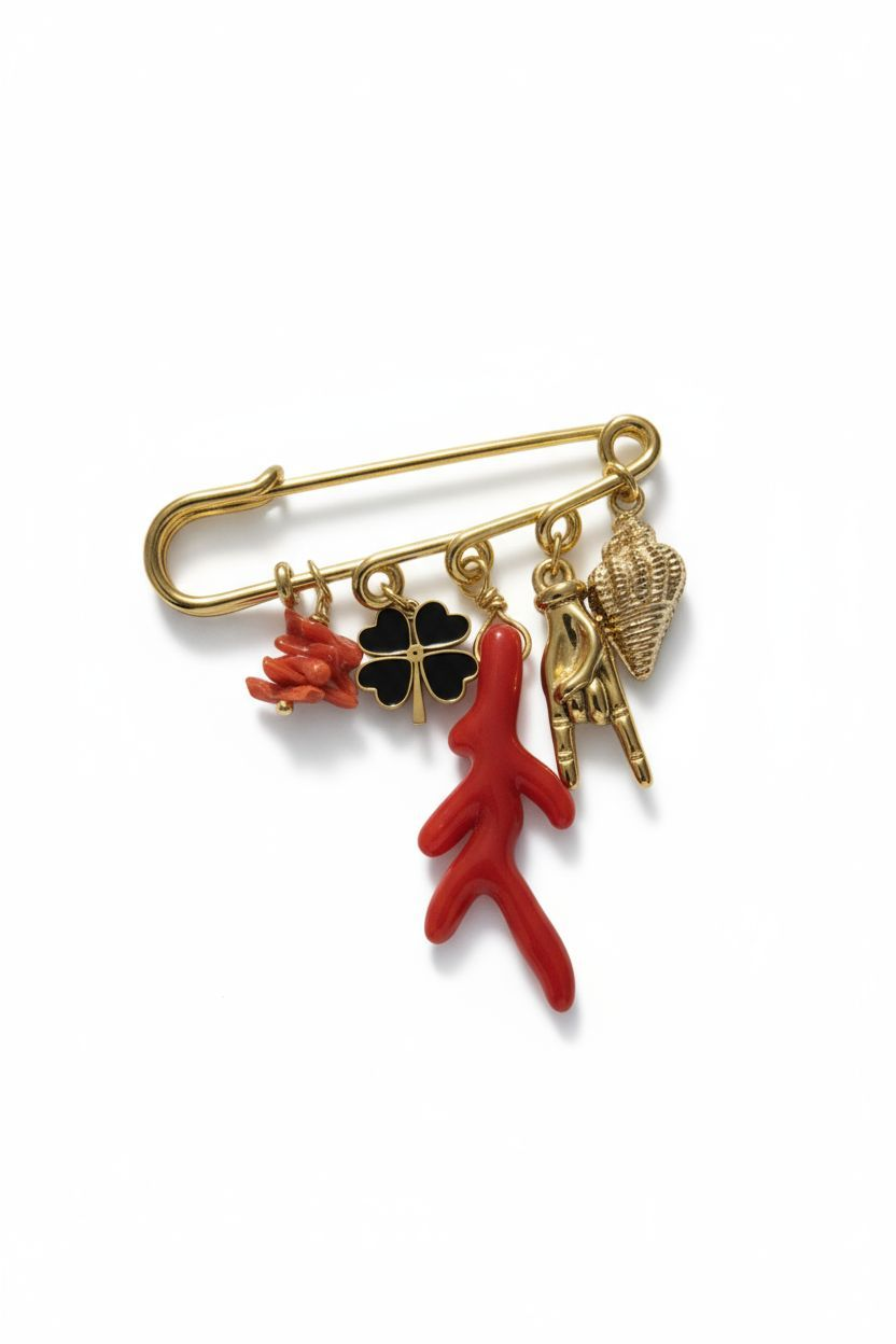 Broche protection/porte-bonheur