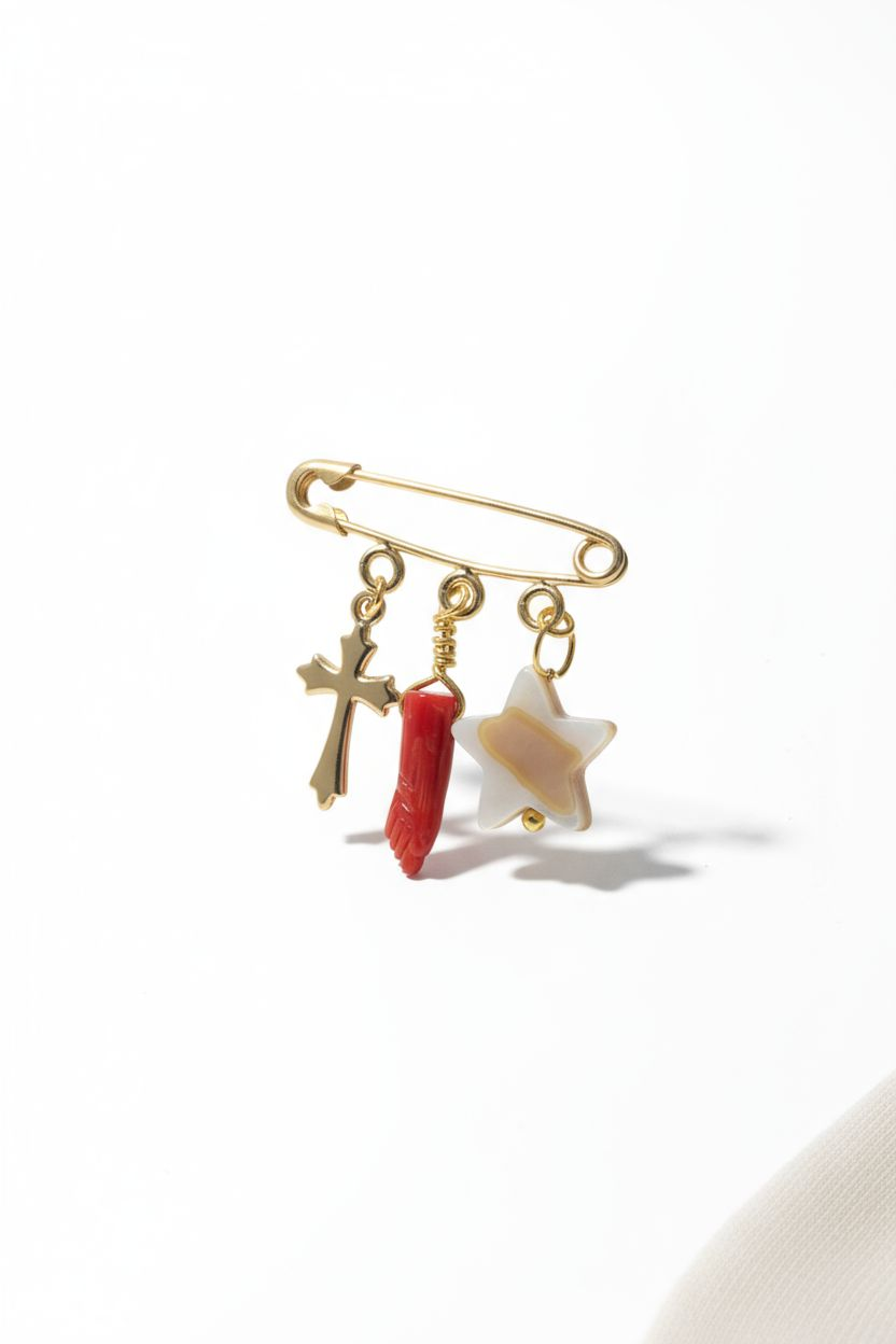 Broche protection/porte-bonheur