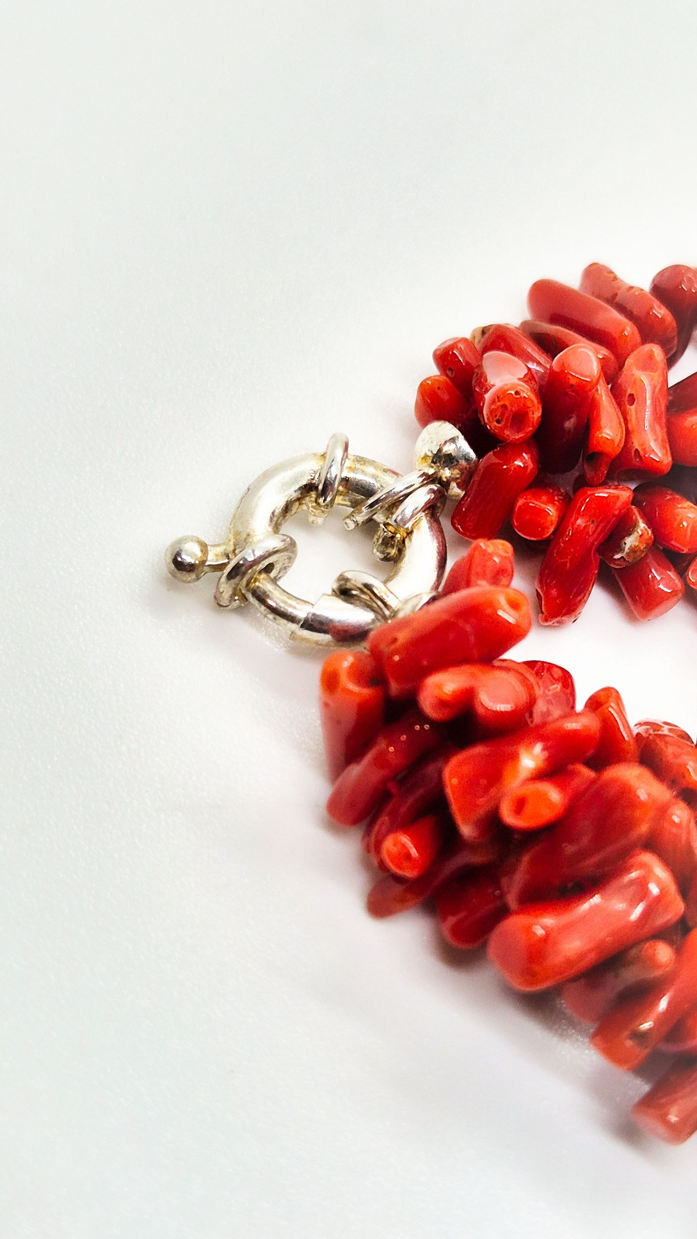 Collier argent 925 et corail 3 rangs pas cher