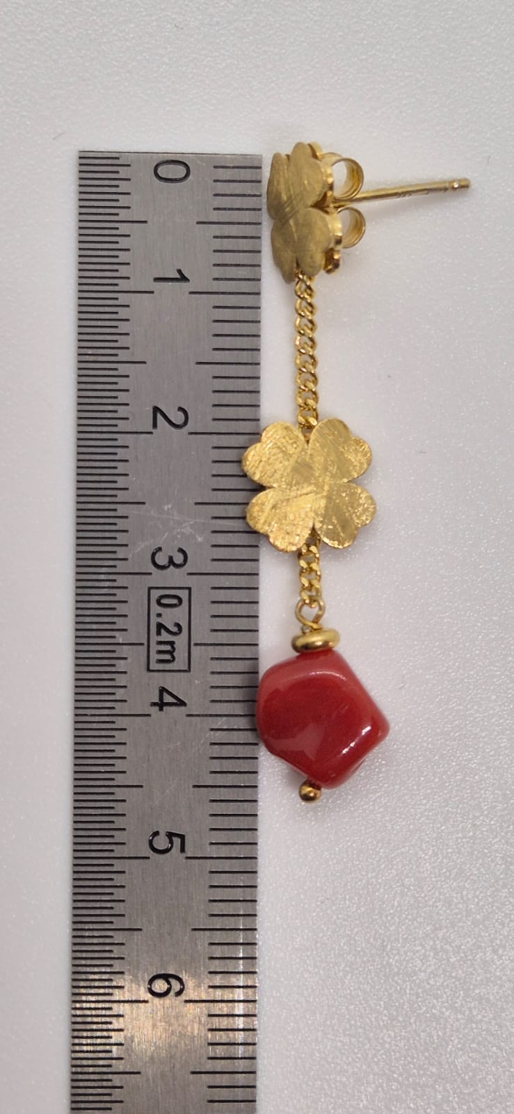 Boucles doreilles argent dore à lor fin et corail corse