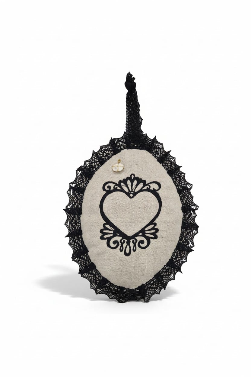 Porte-bonheur suspendu symbolique
