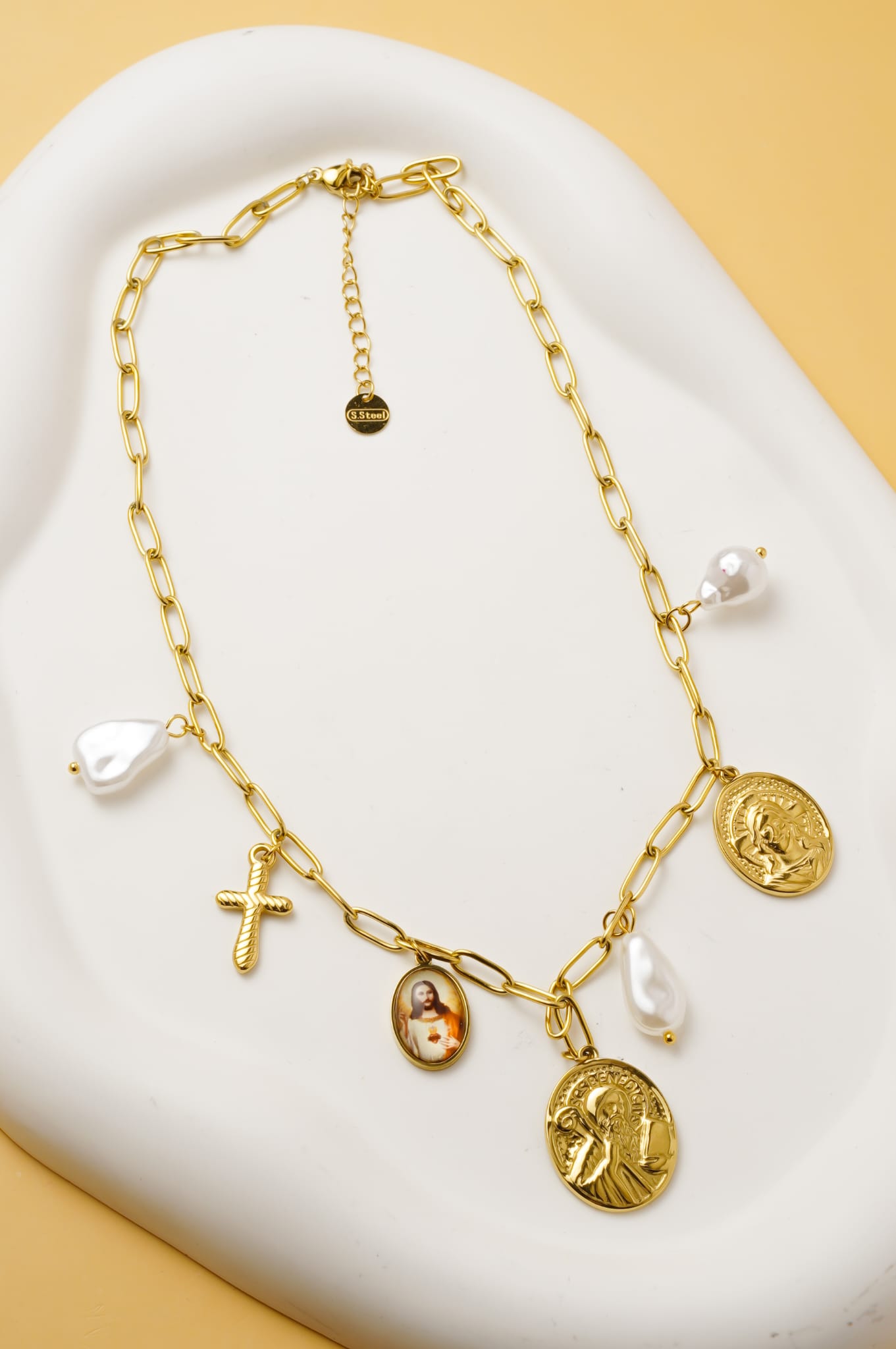 Collier Femme Croix Perle Blanc  Jésus corse