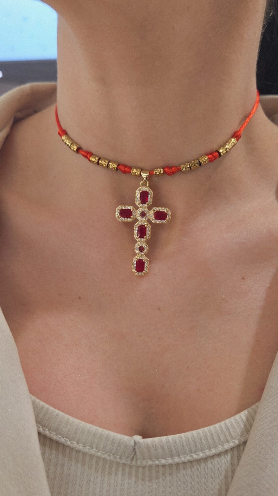 collier femme breloque religieux chic
