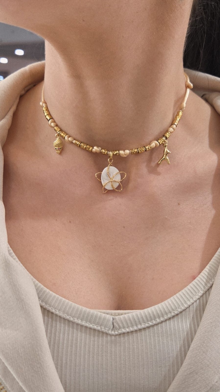 Collier femme avec oeil de sainte lucie corse