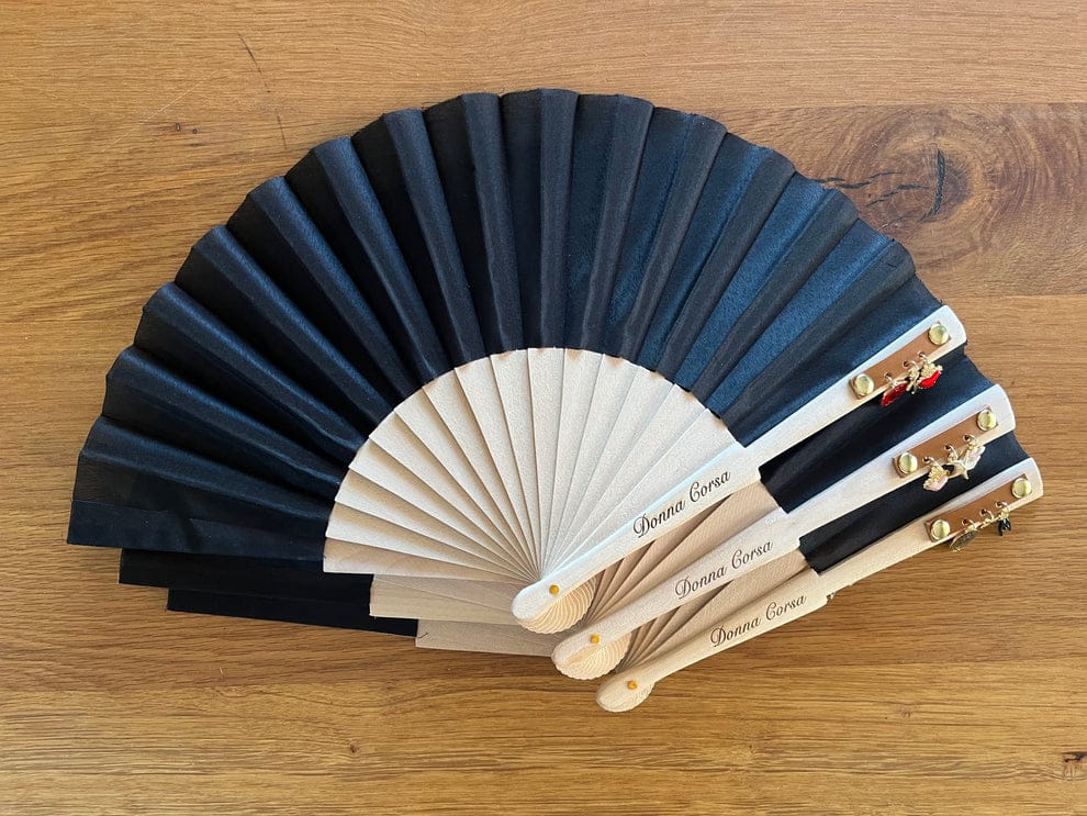 Éventails avec breloques bleu