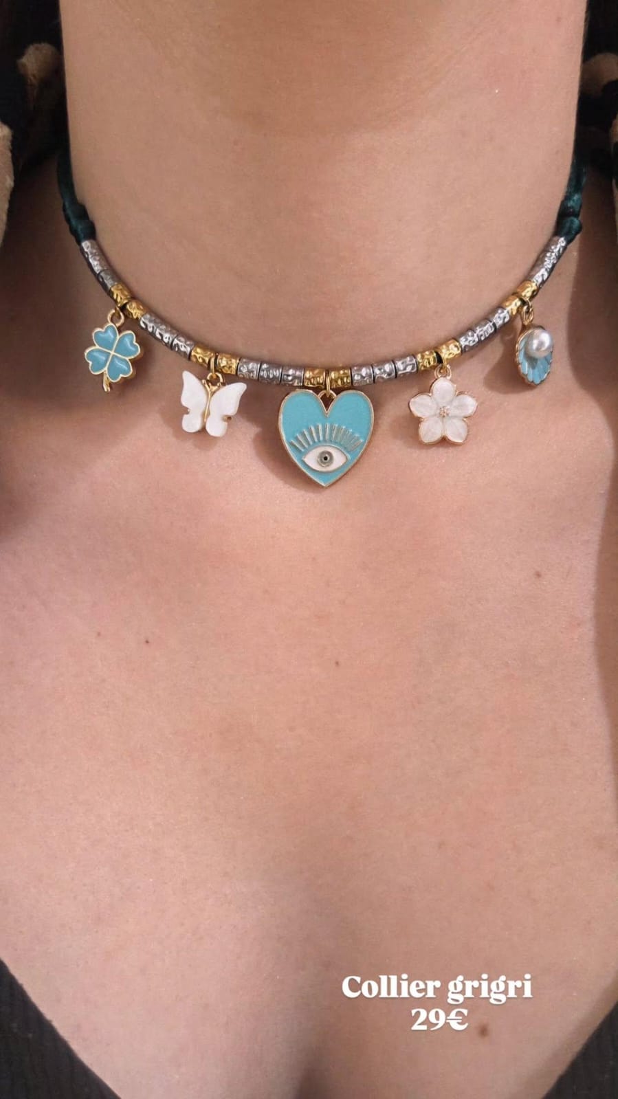 collier grigri femme coeur bleu