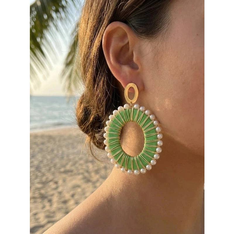 Boucles d'oreilles créoles pendantes ou clous verte