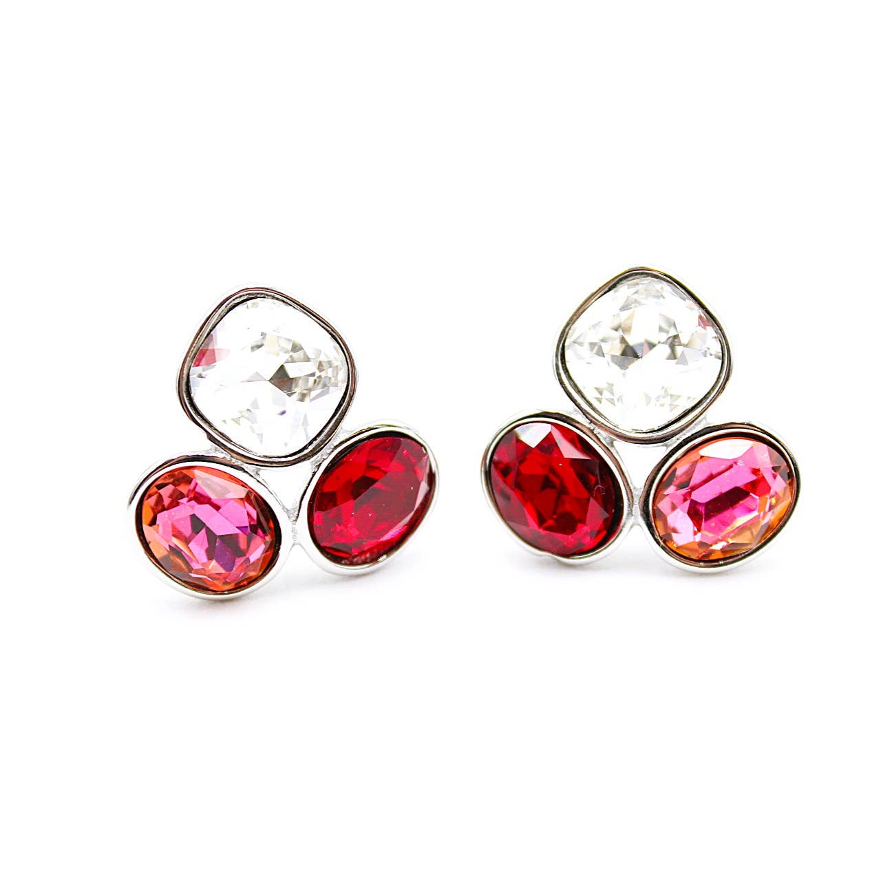 Boucles doreilles tendance cabochons rouge et blanc
