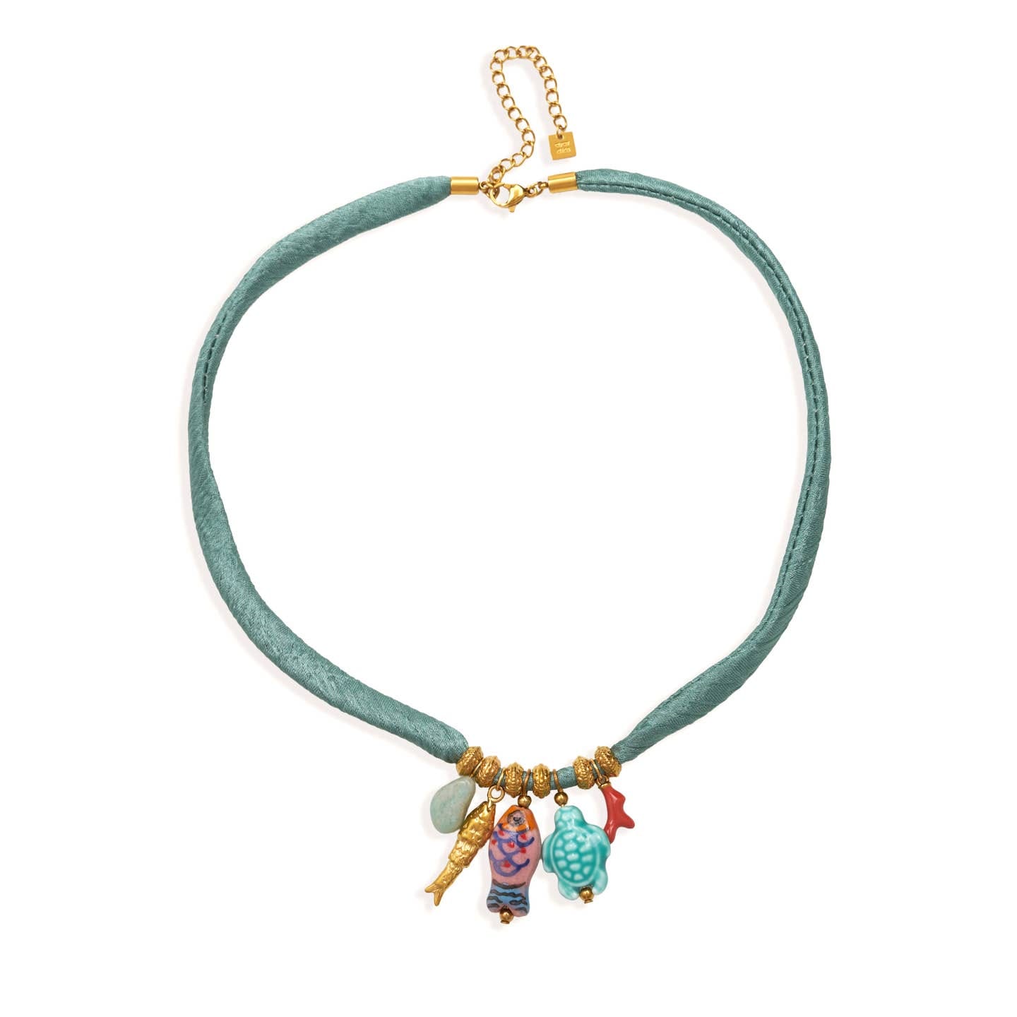 Collier bleu effet soie avec breloques animaux