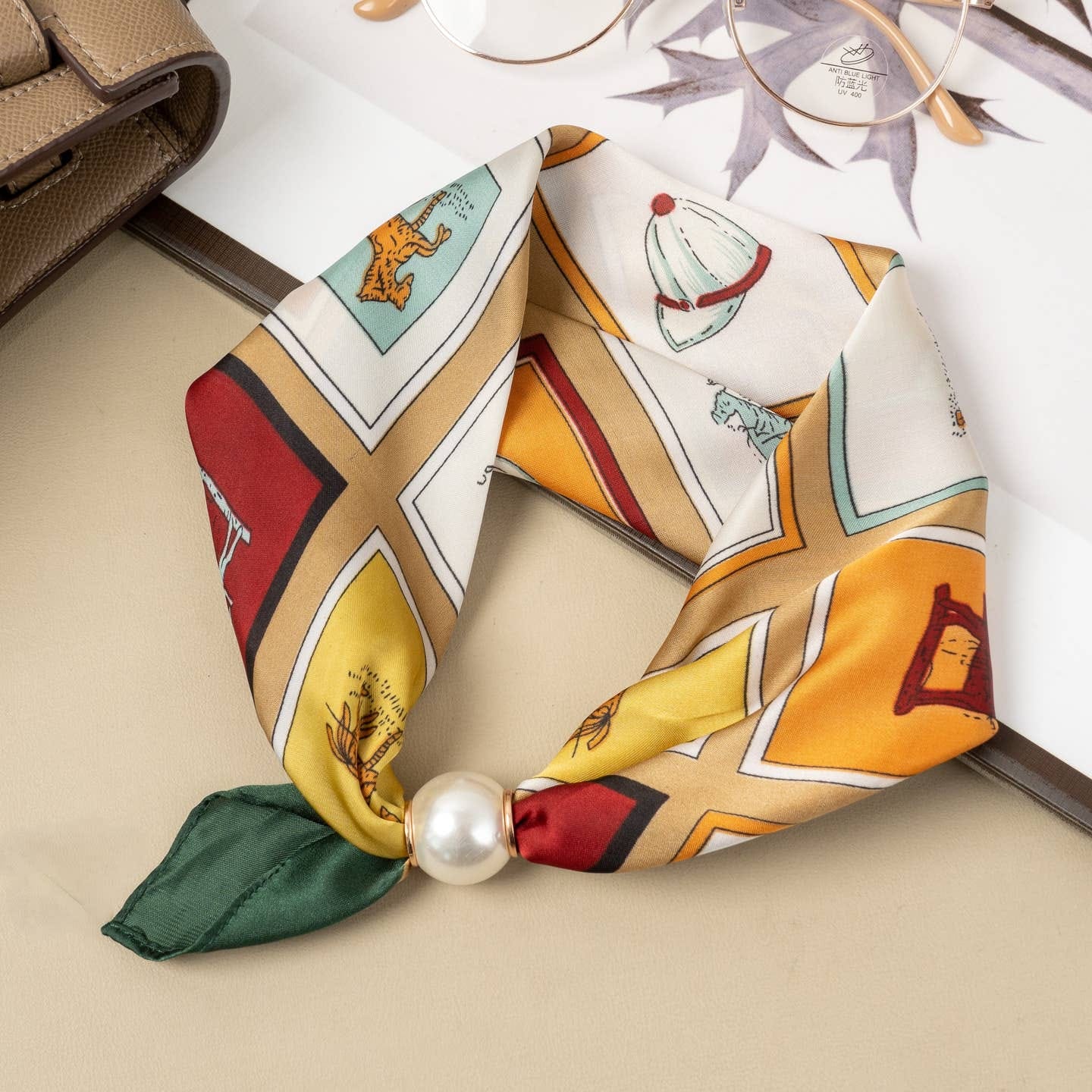 Foulard femme aimanté élégant doux chic tendance 2026