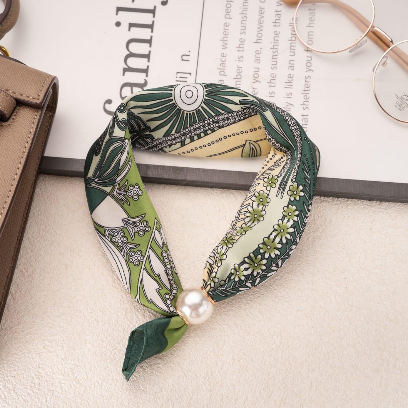 Foulard femme aimanté élégant doux chic vert et blanc prix doux