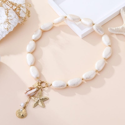 Collier blanc femme bohème coquillages