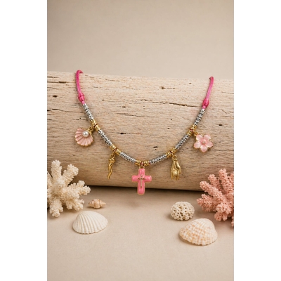 Collier femme croix  & breloques dorées prix doux