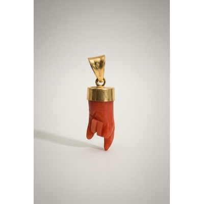 Bijou de protection traditionnel Figa en corail