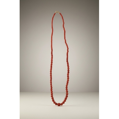 Bijou de cou en or et corail rouge véritable