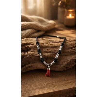 Collier corail corse pendentif argent 925 et breloque noire