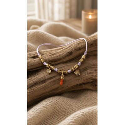 Collier enfant main corse en corail rouge et breloques dorées