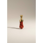 Pendentif Main en corail rouge et Or 750