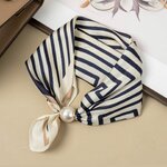 Foulard femme aimanté élégant doux chic bleu et blanc pas cher
