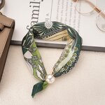 Foulard femme aimanté élégant doux chic vert et blanc prix doux