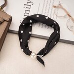 Foulard femme aimanté élégant doux chic noir poids blanc