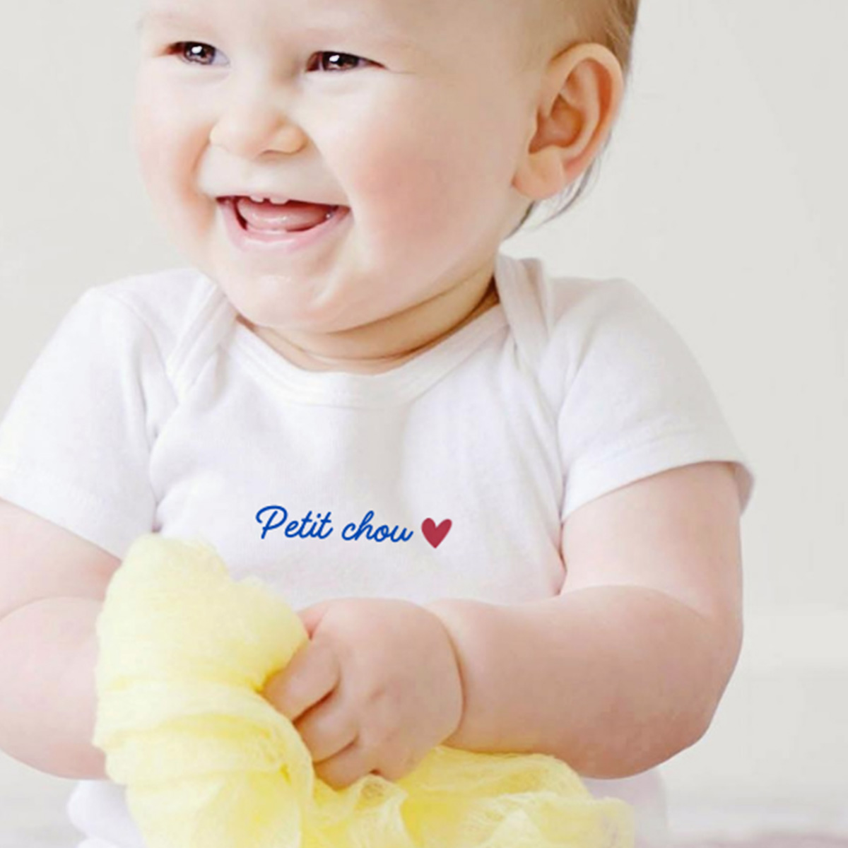 Broderie-Petit-chou-bébé-grossesse-embroidery-Needlepop-zoom