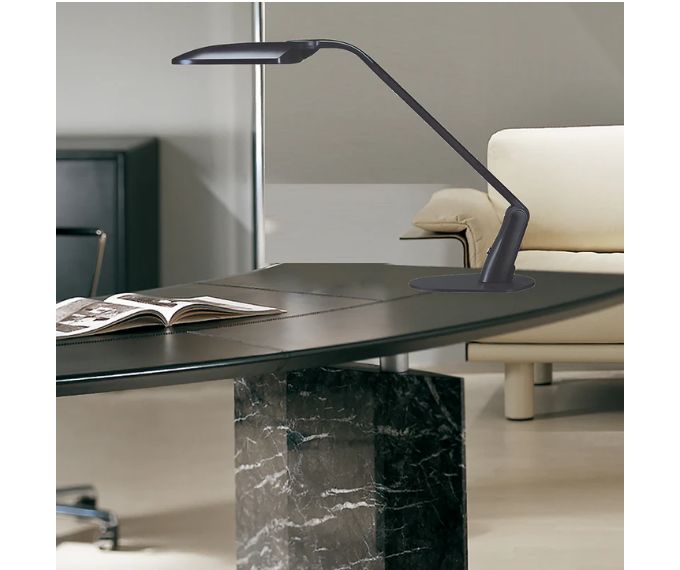 lampe-ergonomique-duo-led-double-tube-bureau-informatique-anti-fatigue-oculaire-en-situation