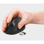 souris ergonomique verticale sans fil q connect en situation de côté