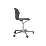 chaise-visiteur-no-frill-a-roulettes-de-côté