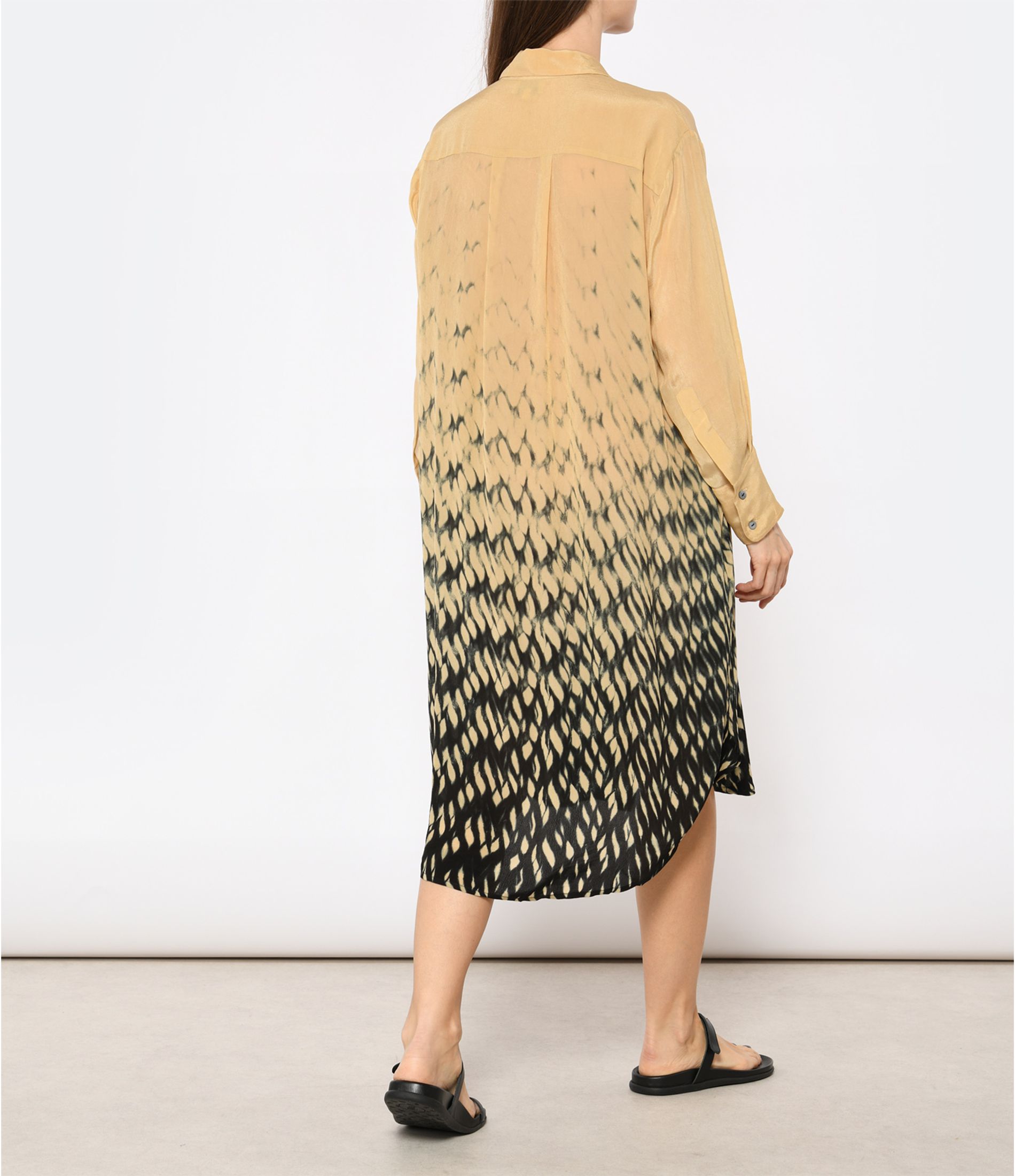 nouss-look20240312-229