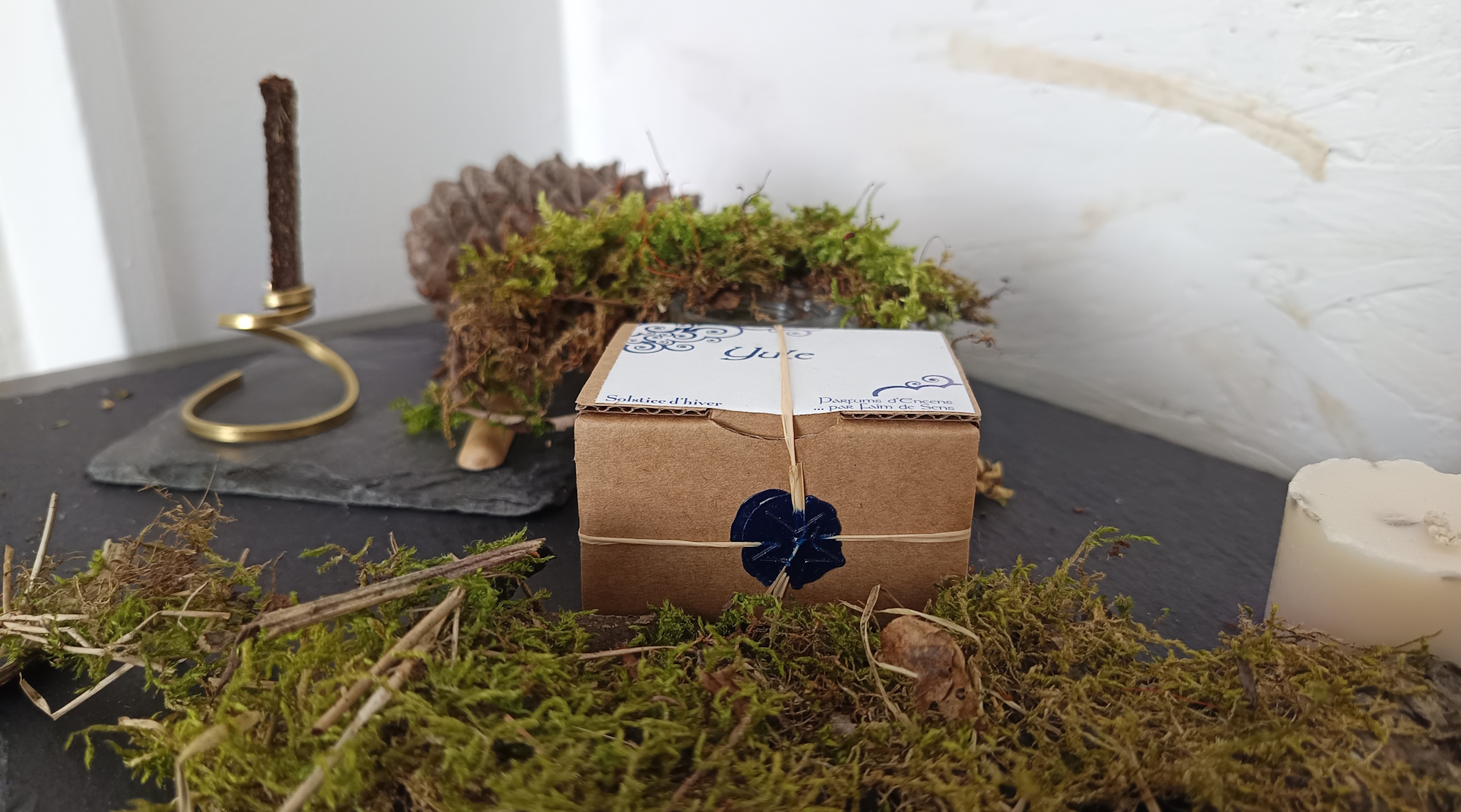 CEL004-02 - Poudre dencens Yule