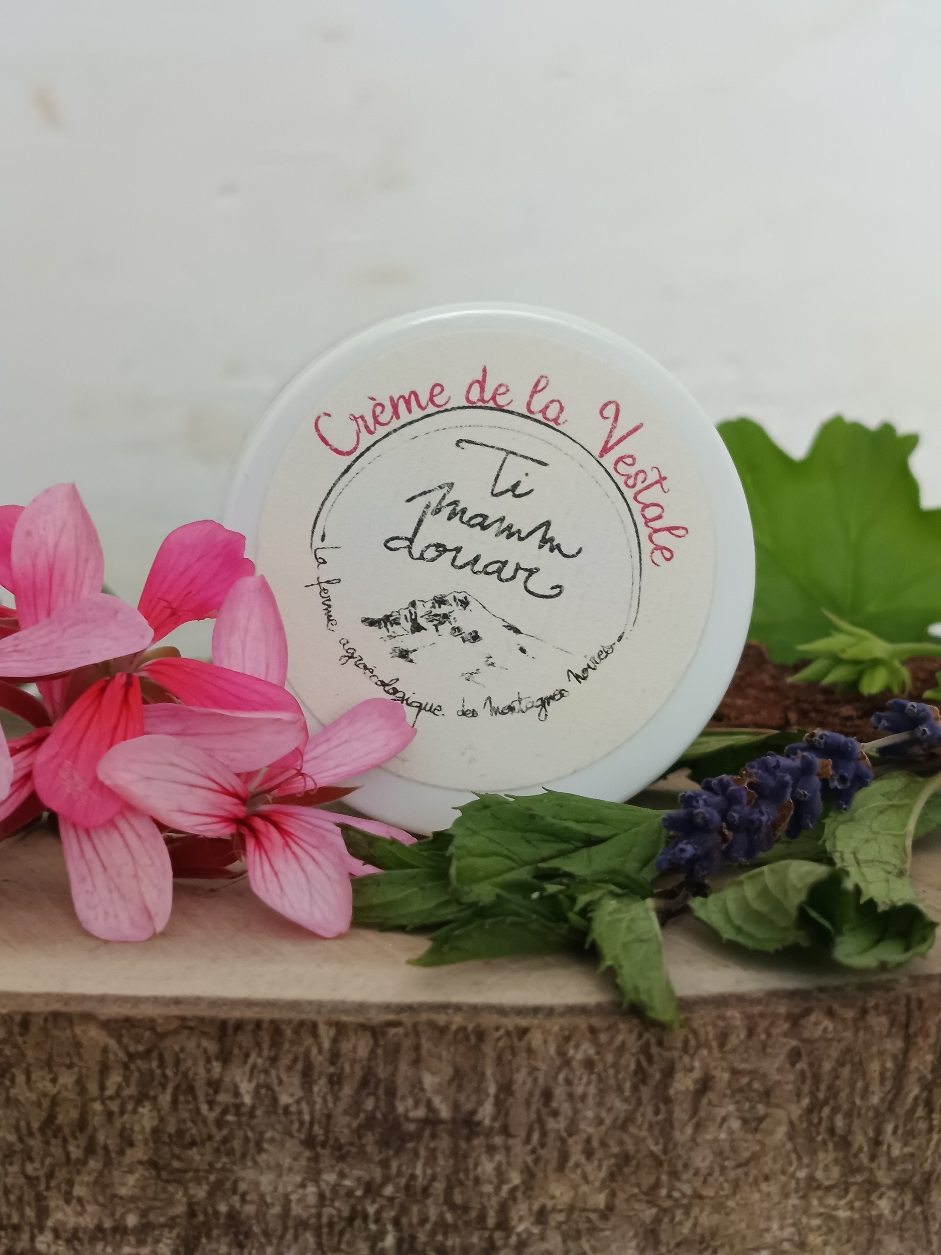 CRE6-01 - Crème de la Vestale