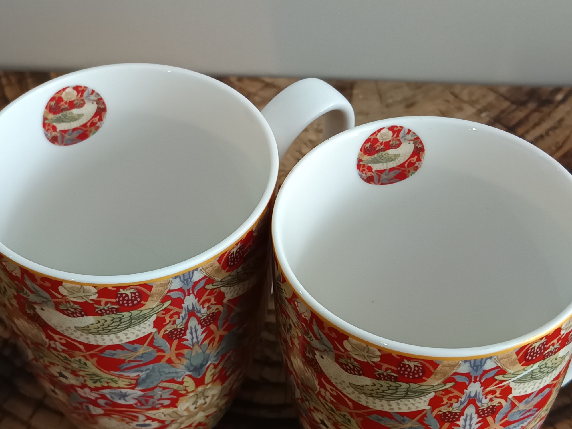 T1_38977-05 - Set de 2 mugs 380 ml rouge