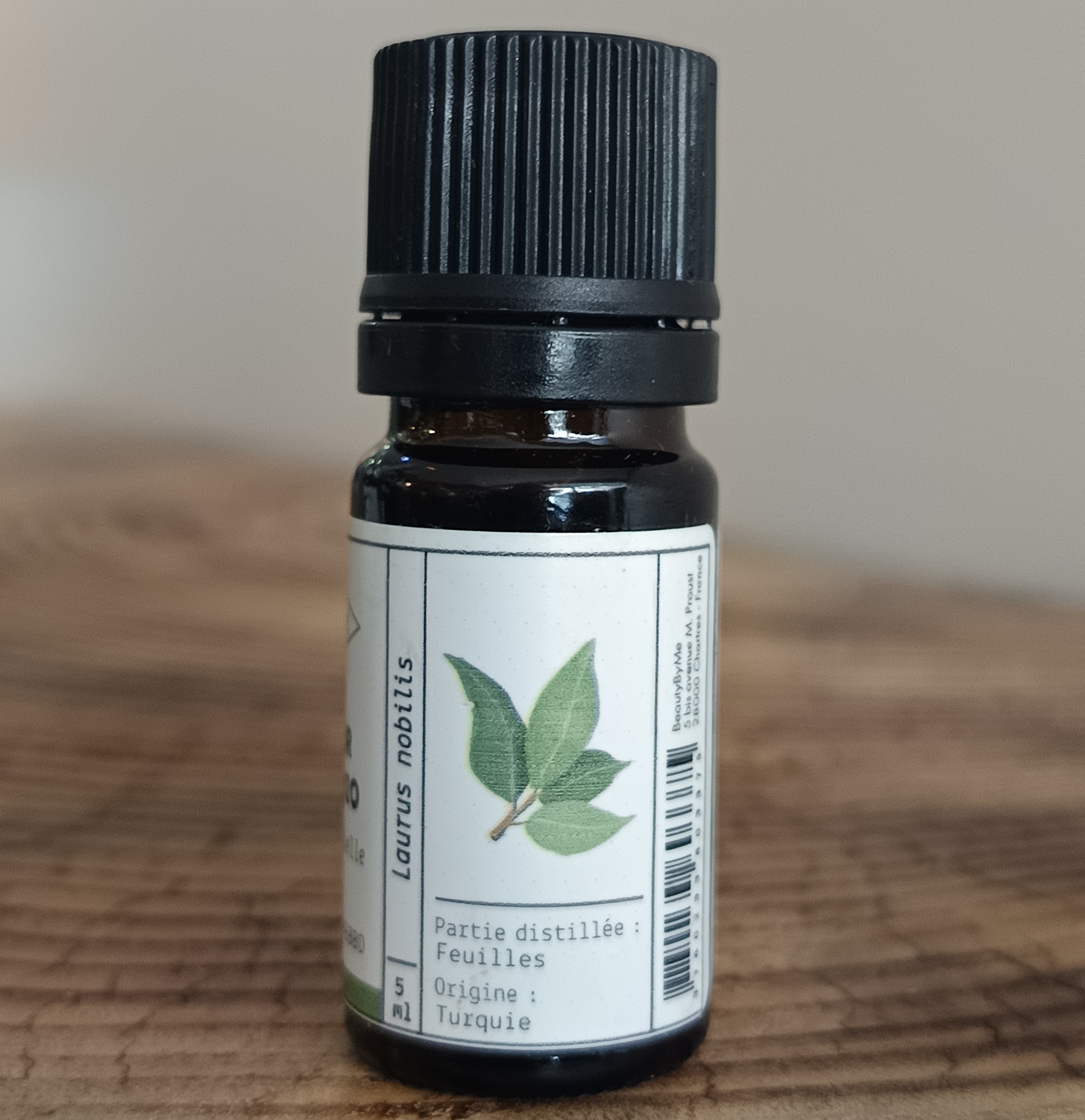 I160-02 - HE Laurier Noble 5 ml
