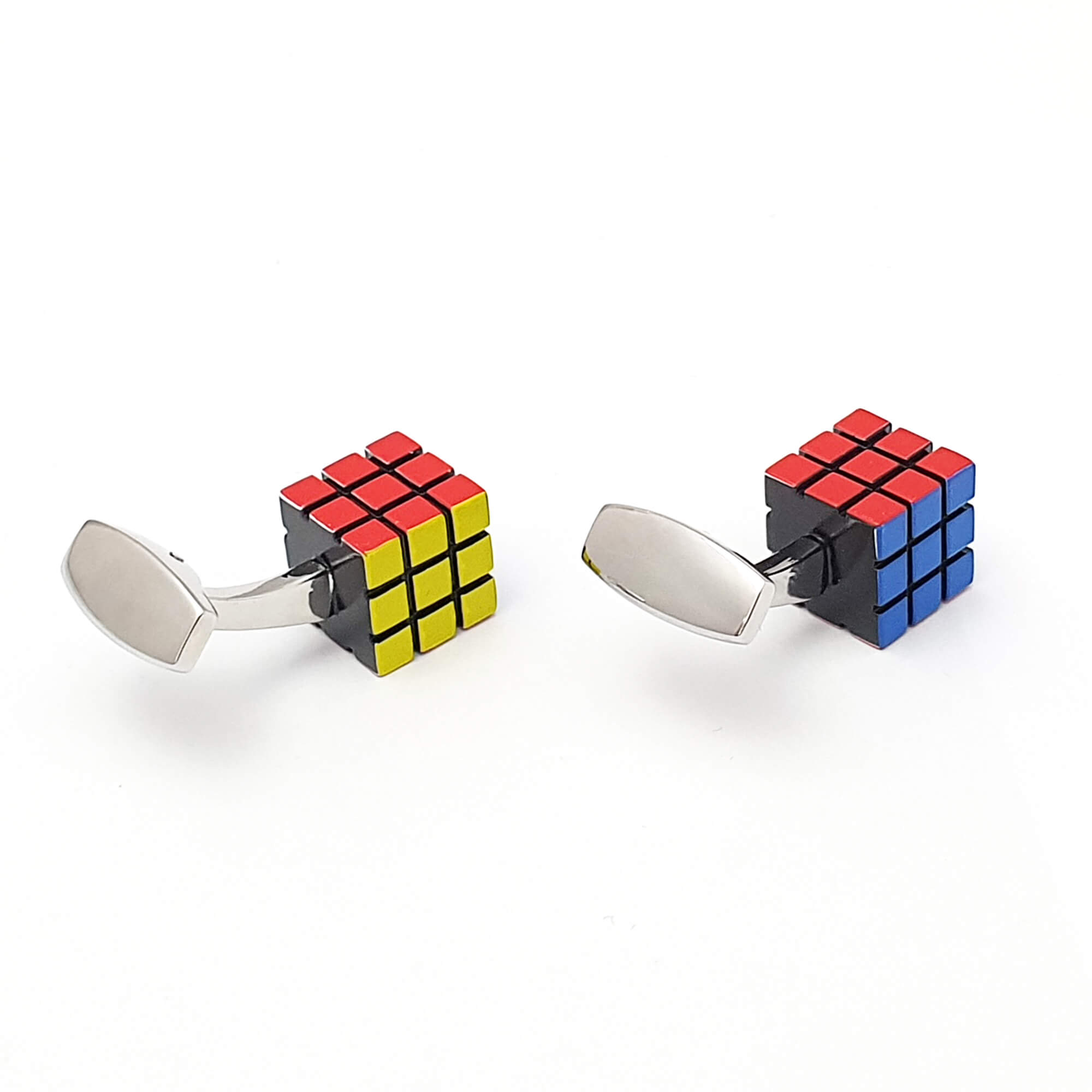 05-boutons-de-manchette-rubiks-cube-droit