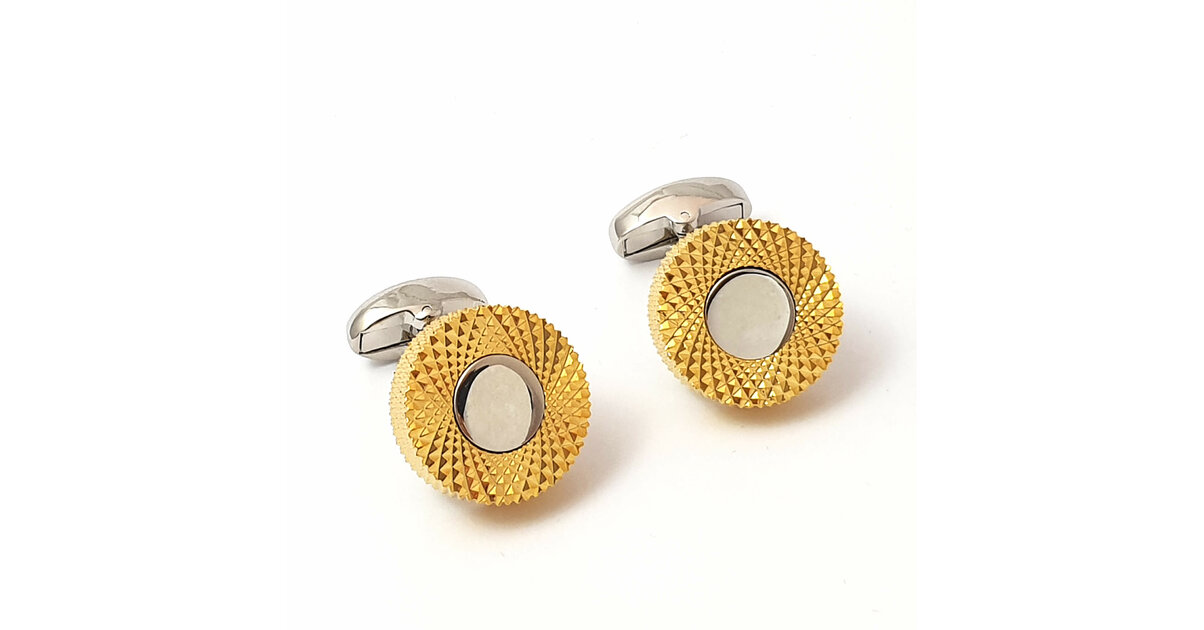 Boutons De Manchette Alliage Doré Sur Fond Acier - Occasion Bon état - Dimensions 2x1.2 Cm