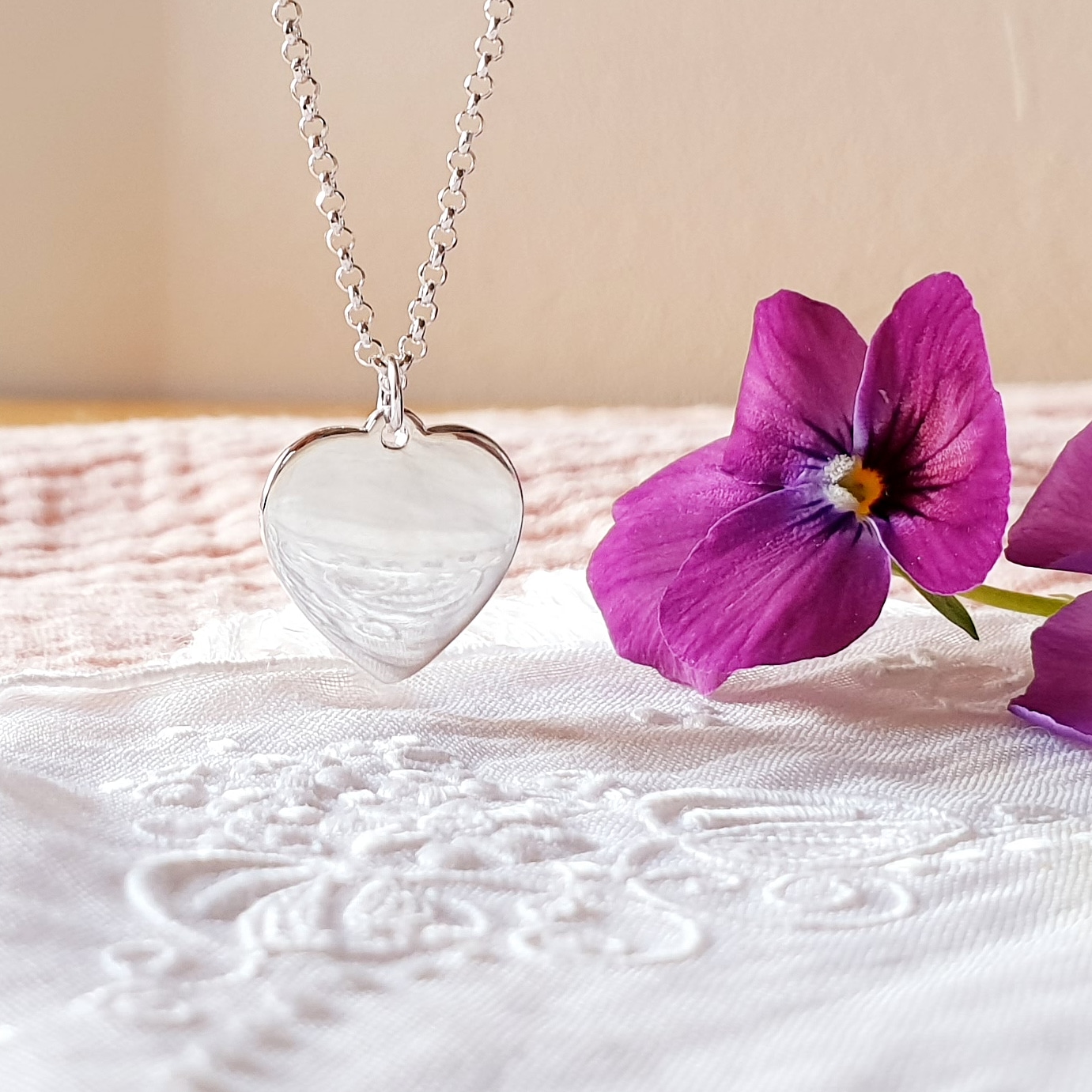 pendentif coeur argent personnalisable pour un bateme une communion caline