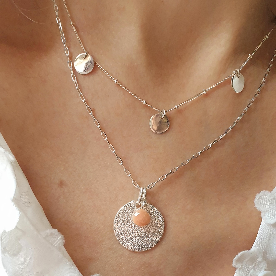 bijoux femme argent medailles et pierre de lune peche
