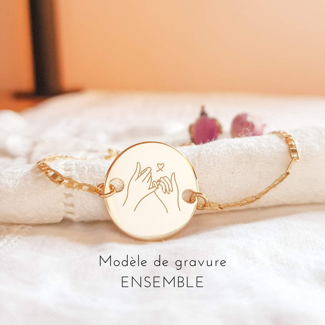 bracelet amitie personnalise dessin mains adoree