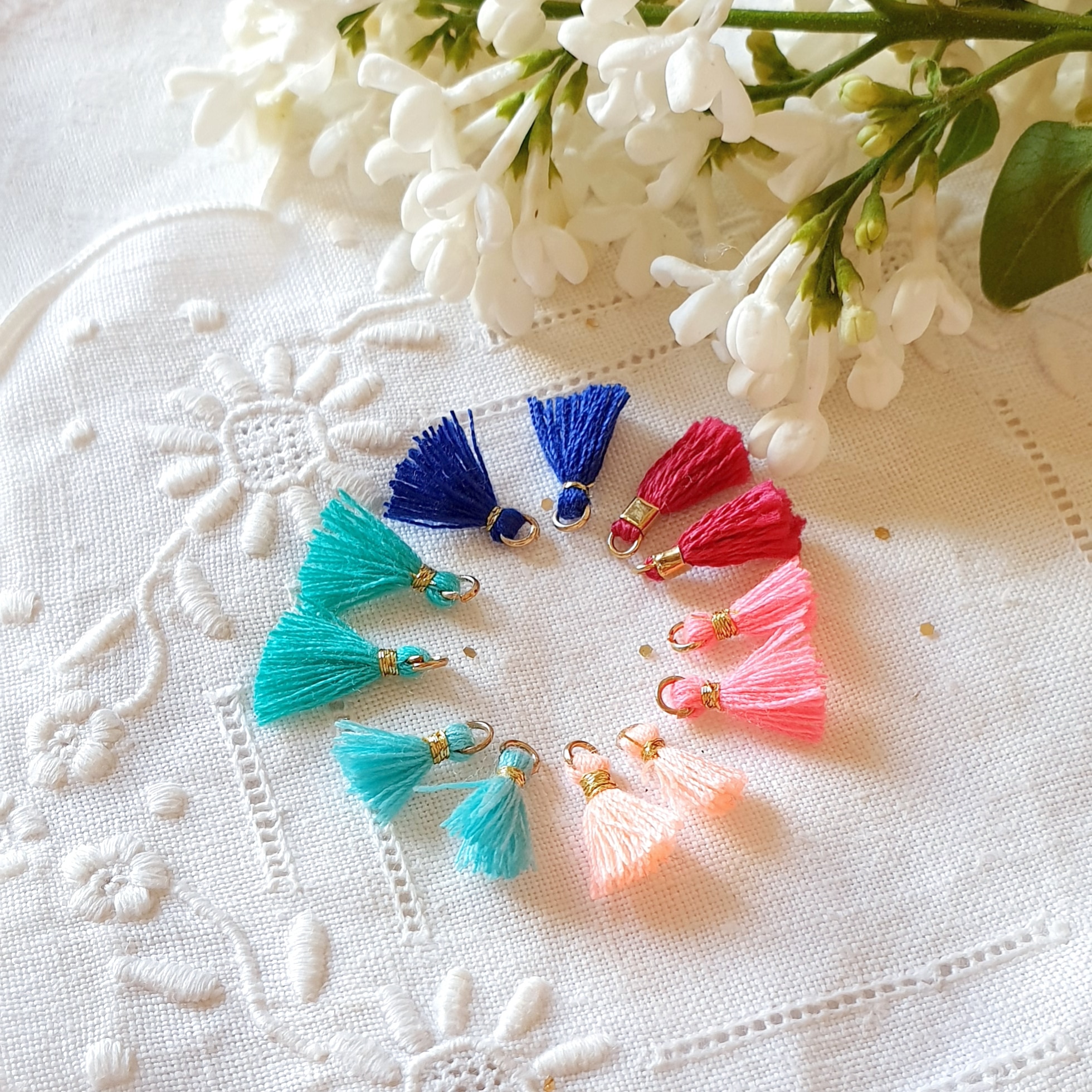 MINIS POMPONS charms pour boucles fille or