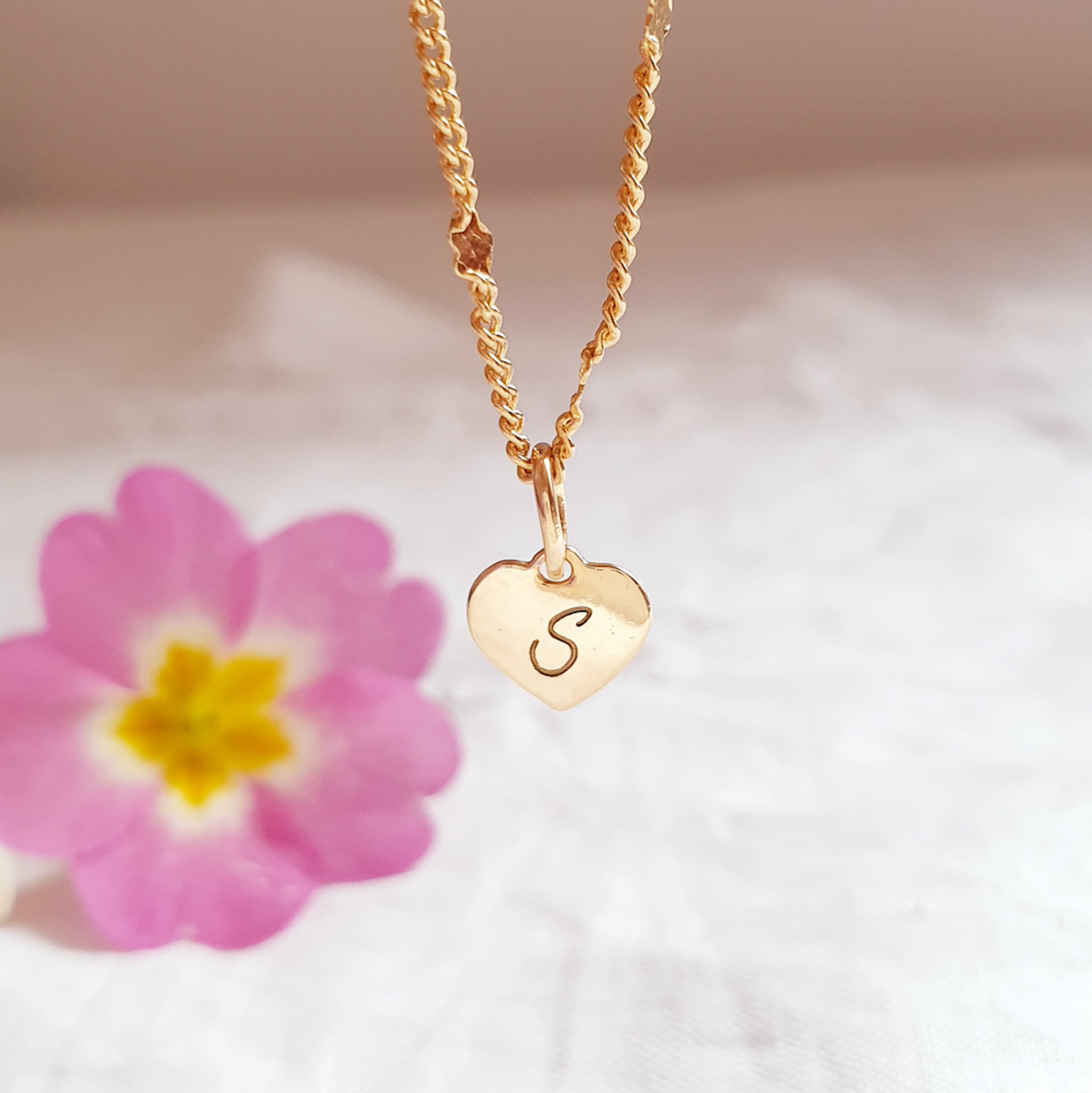 petit pendentif personnalise coeur initiale