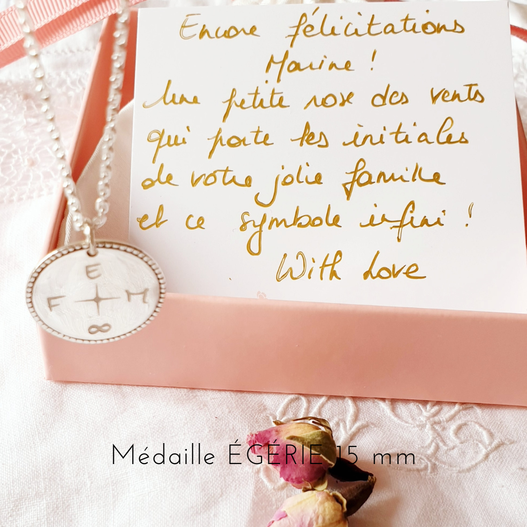 cadeau naissance pour maman bijou personnalise