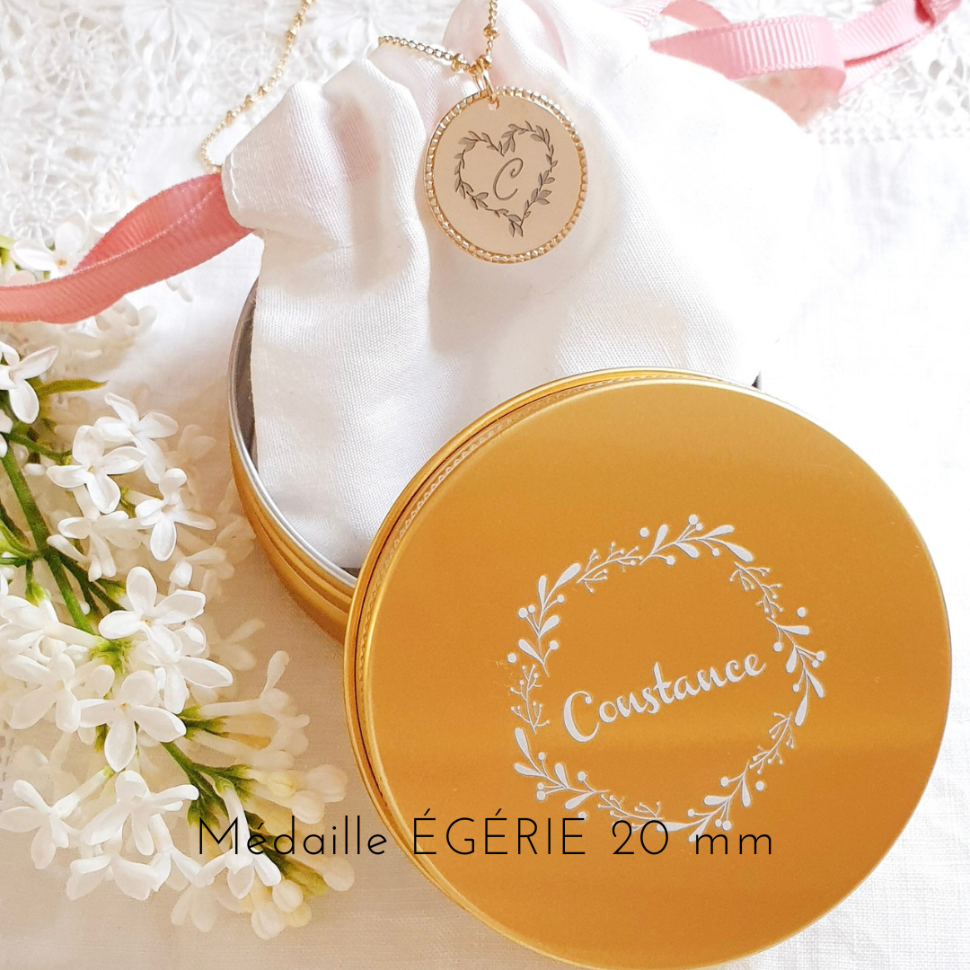 cadeau fille personnalise collier coeur feuille