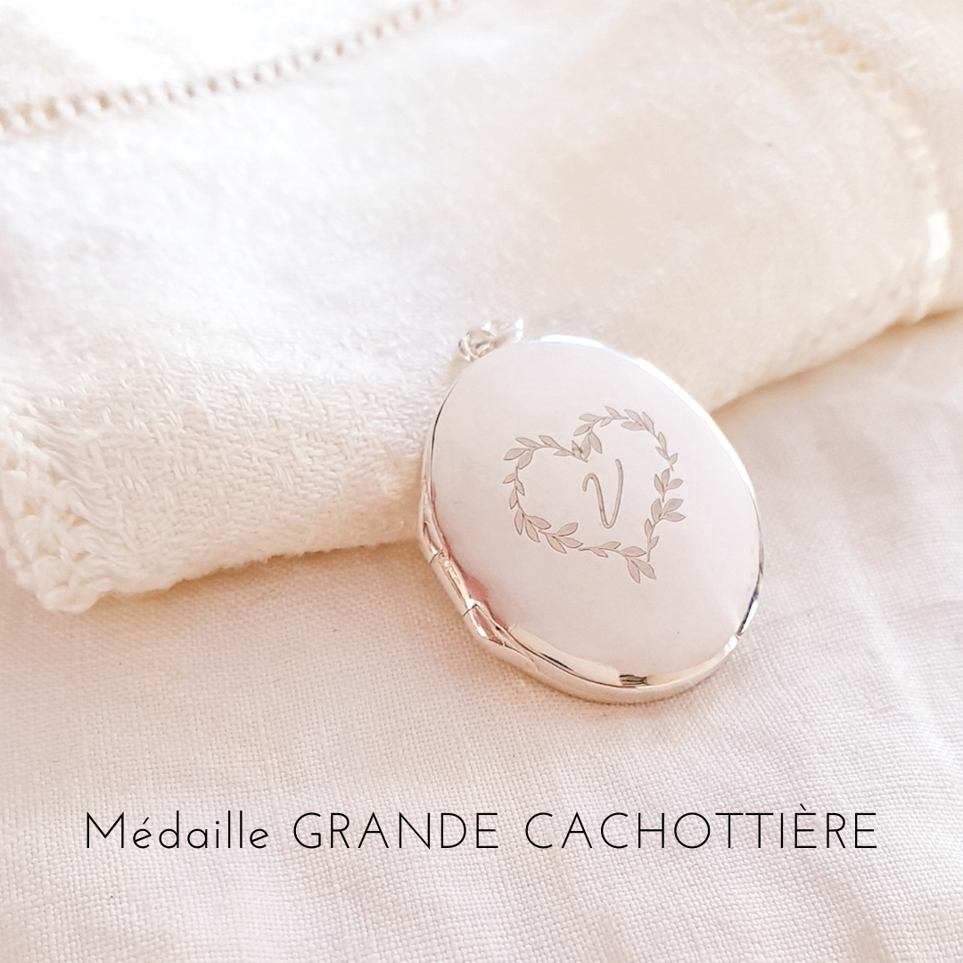 medaillon personnalise coeur feuille initiale argent