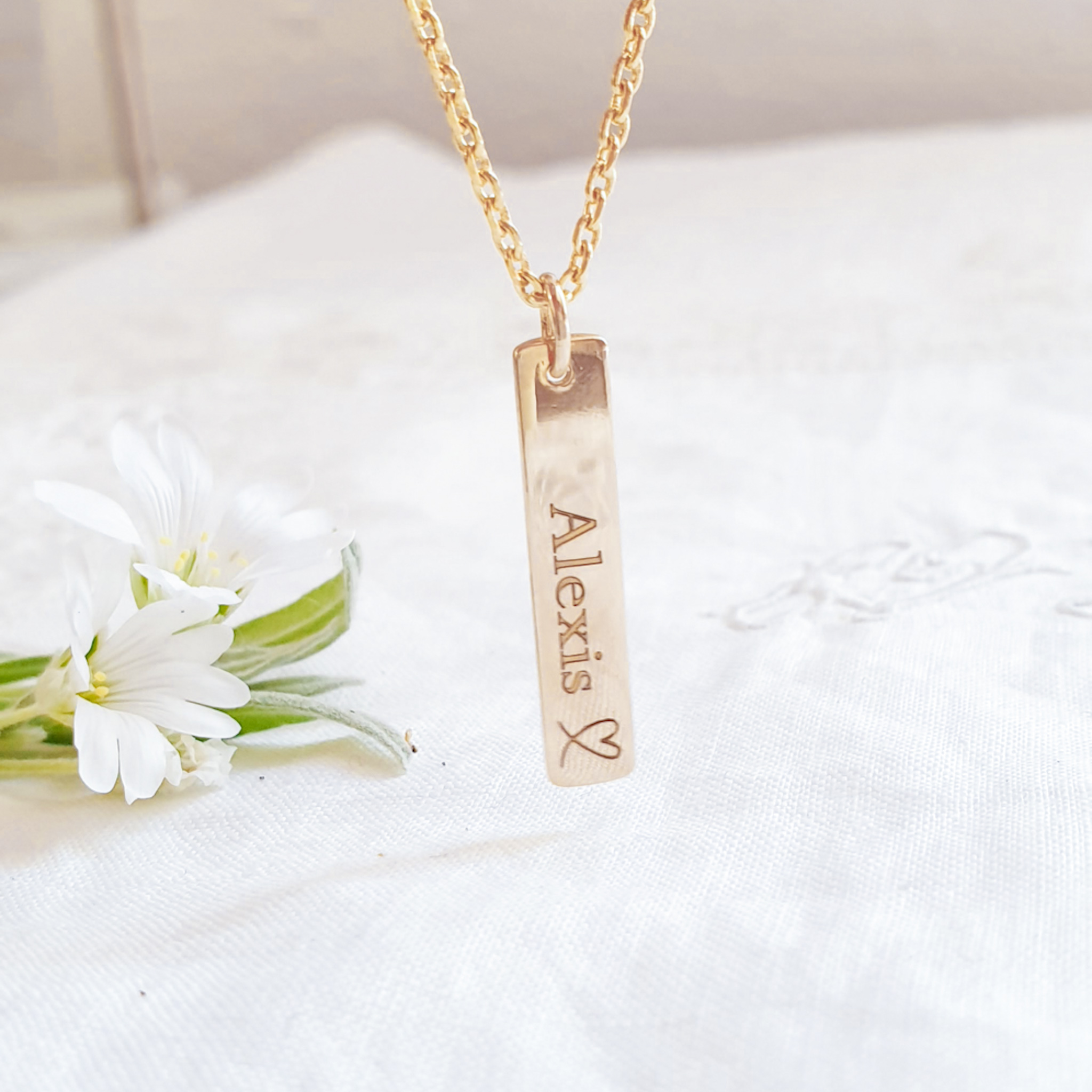 collier personnalise garcon barre prenom