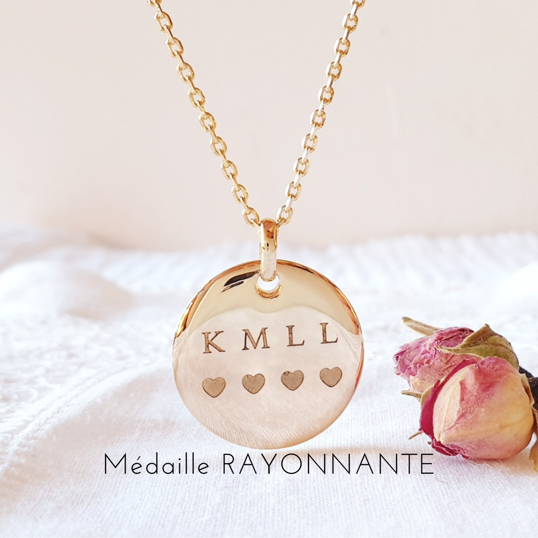 medaille personnalisee maman initiales