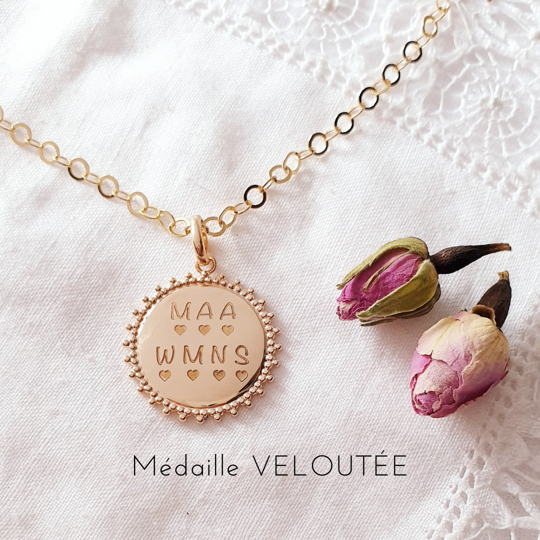 collier mamie initiales coeur